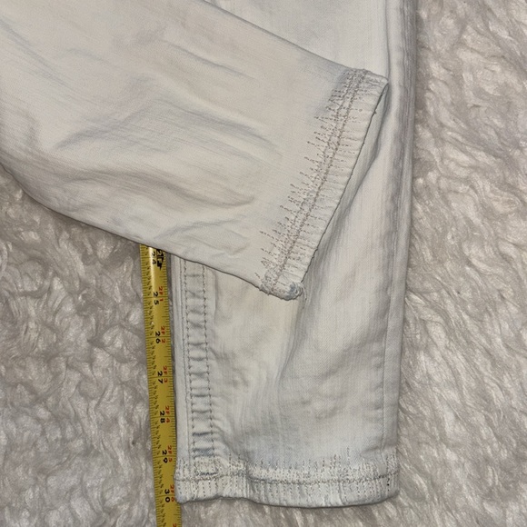 Miss Me Signature Skinny Low Rise Distressed, Patches Jeans, Size 27x31 - Picture 9 of 16